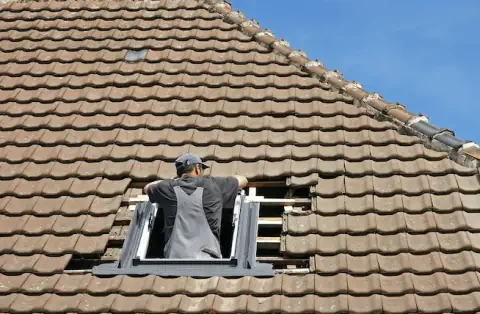 Pose de velux - Les Plantiers